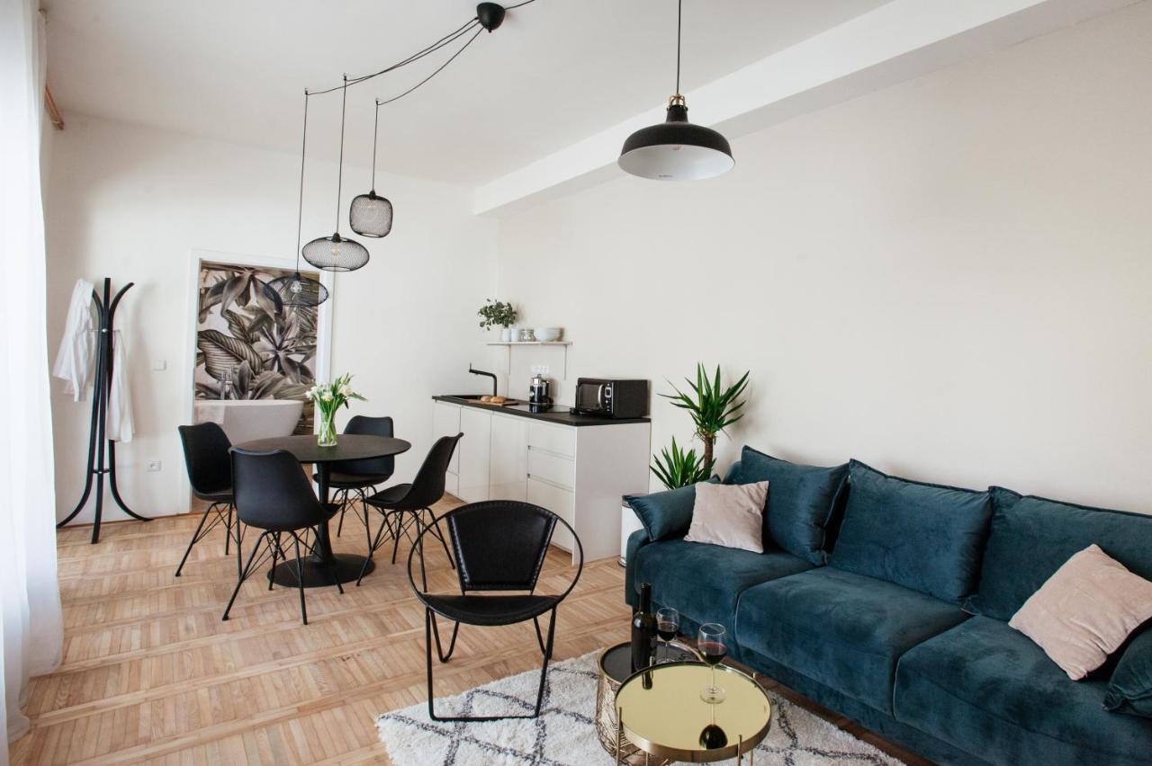 Great Chill Boutique Apartments #11 By Goodnite Cz เบอร์โน ภายนอก รูปภาพ